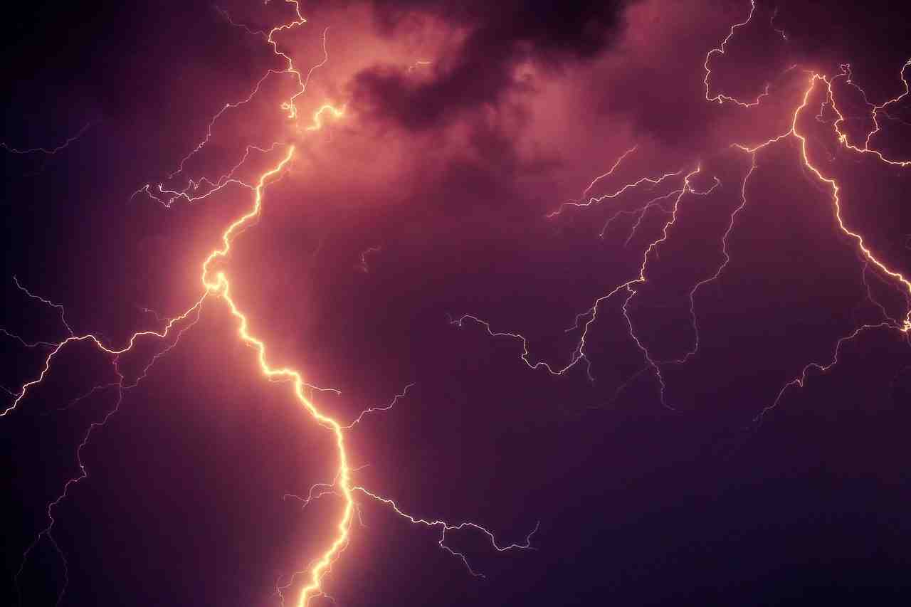 flash, orage, coup de foudre